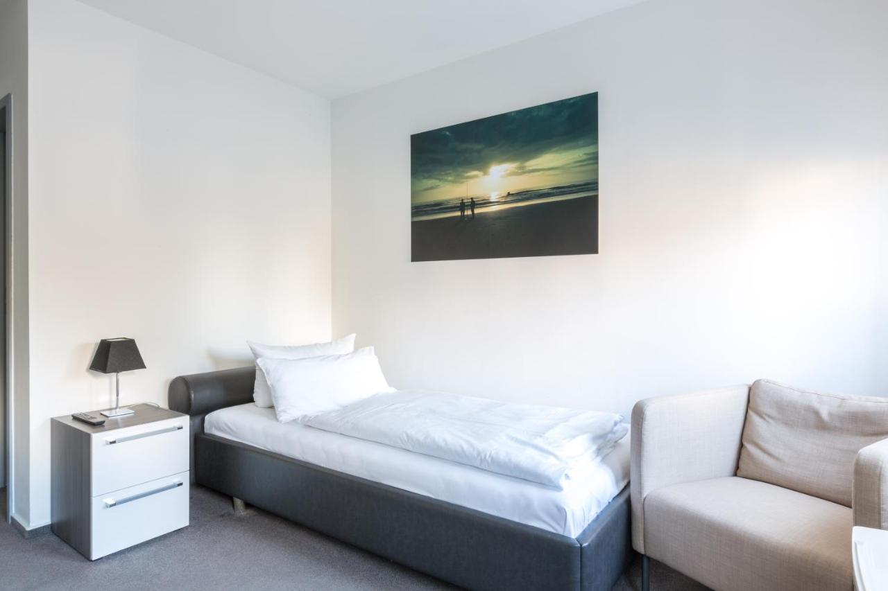 Hotel Und Restaurant Zeus Wolfsburg Kültér fotó