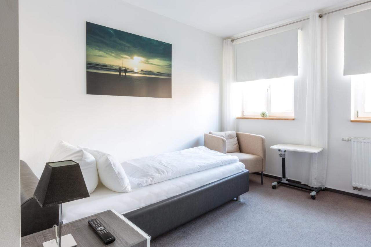 Hotel Und Restaurant Zeus Wolfsburg Kültér fotó