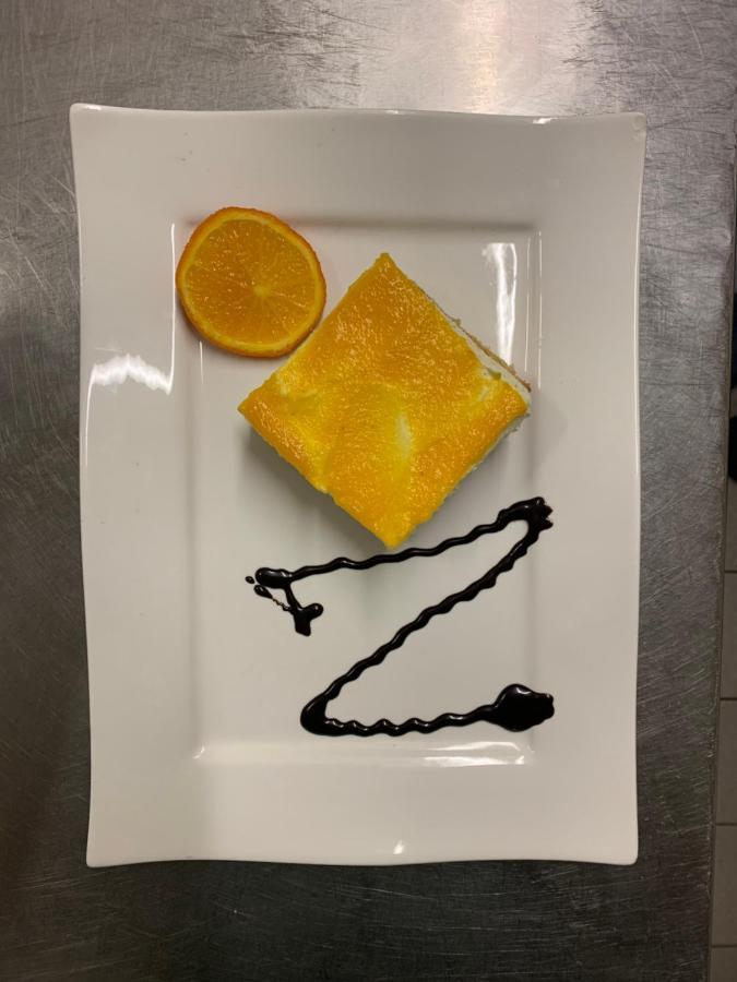 Hotel Und Restaurant Zeus Wolfsburg Kültér fotó